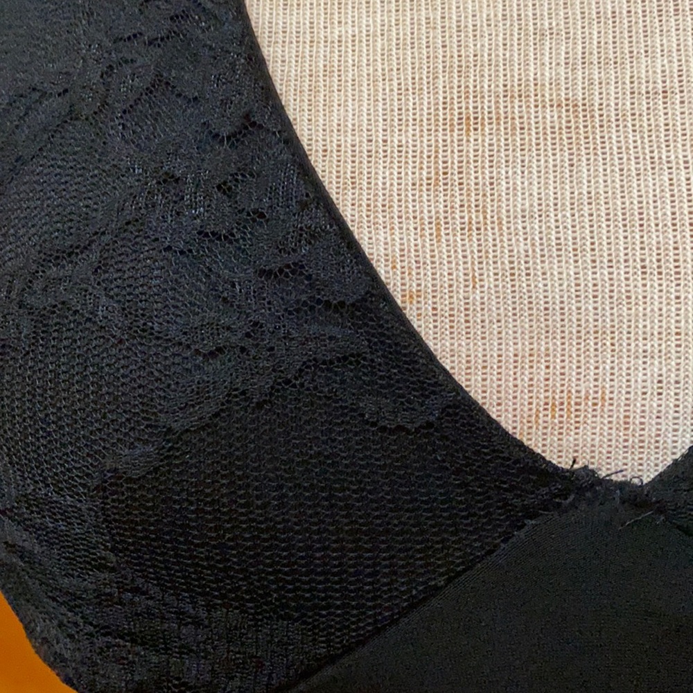 5/8 for $25 Taboo Black Halter Top Dress Small - Picture 6 of 9